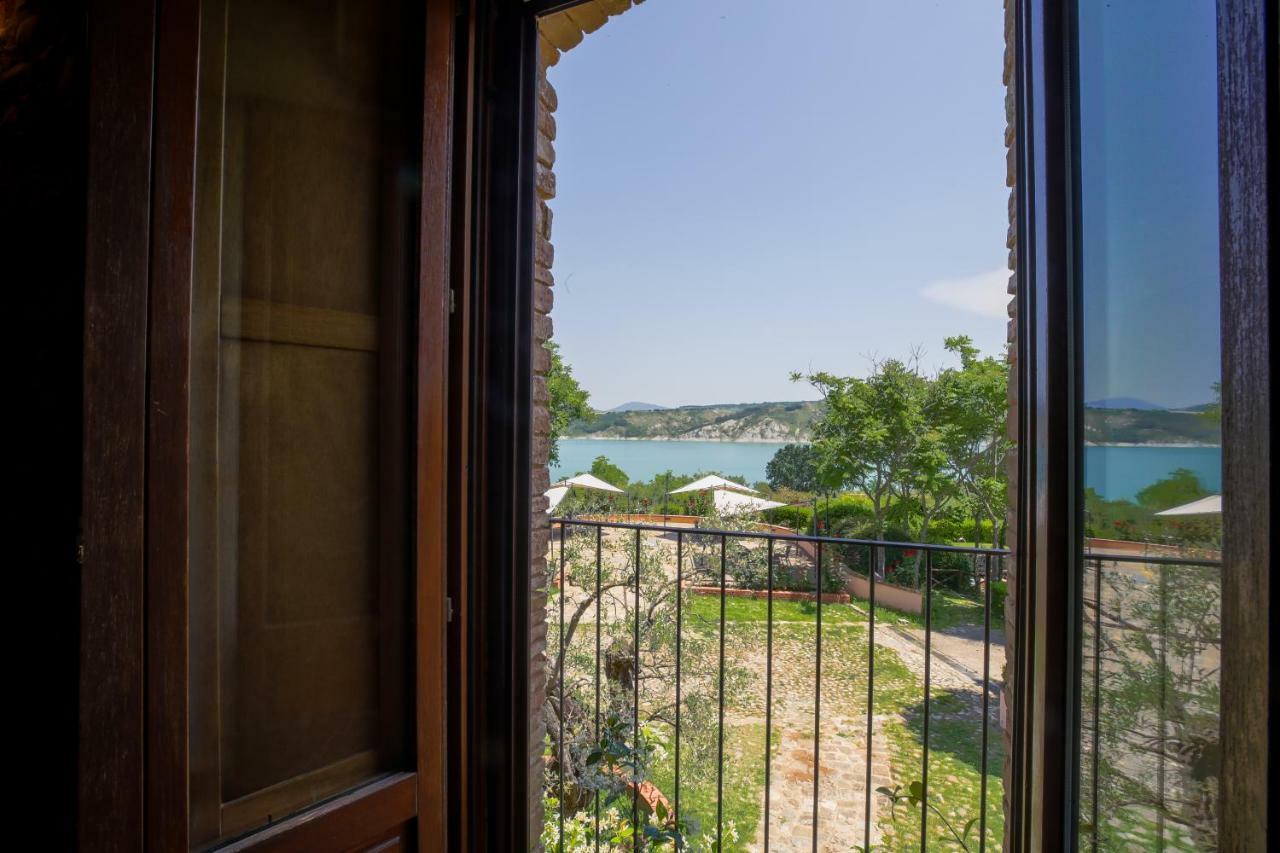 La Masseria Lolivia Senise Екстериор снимка